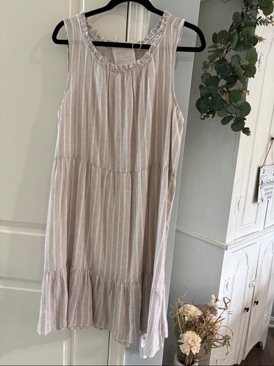 beachlunchlounge Dresses & Skirts - beachlunchlounge Light Beige Striped Tiered Midi Dress